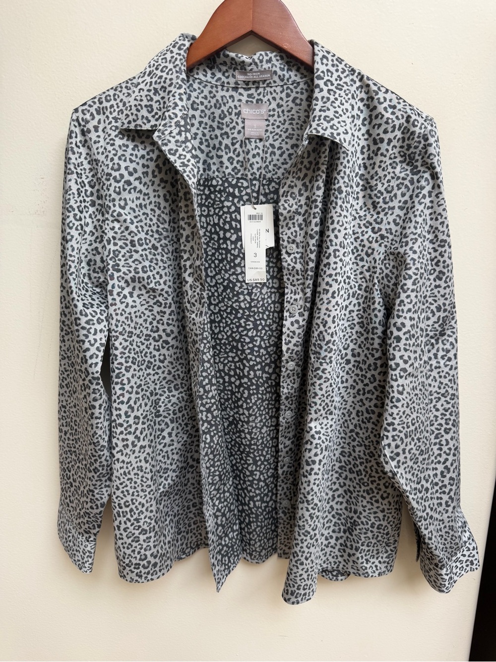 NWT Chico’s No Iron Cool Max Leopard Print Button-Up Shirt